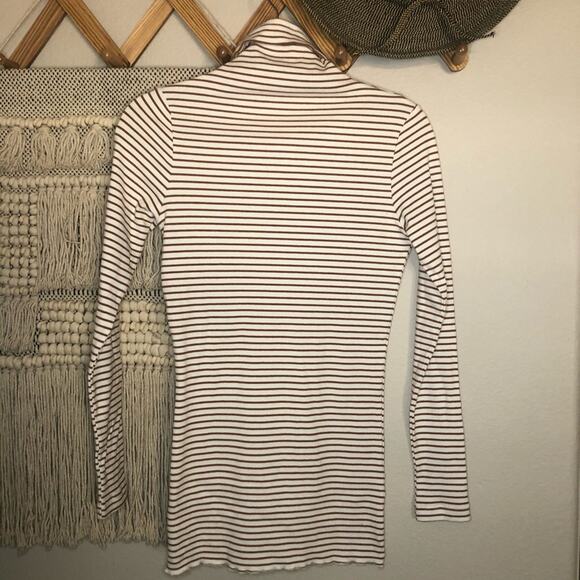 bishop + young cream striped ribbed turtleneck S - Picture 6 of 6
